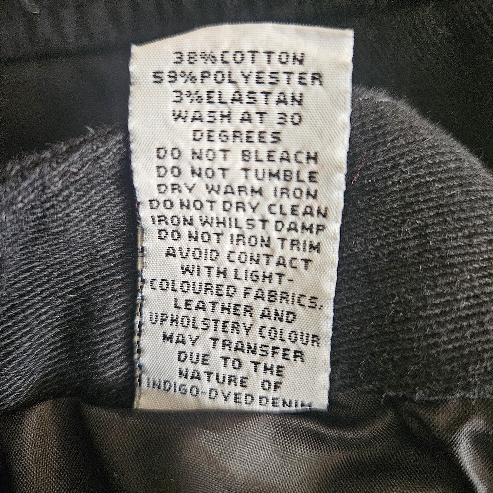 Boohoo High Waist Rip Knee Mom Jeans Women Plus Size 20 - NWT - Picture 5 of 6